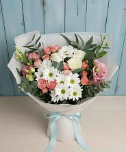 Букет цветов из:  Розы, Лизиантусы и Хризантемы в Ставропольском