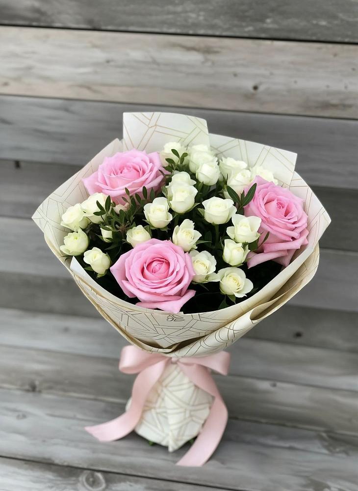 Букет цветов из: Розы в Ставропольском