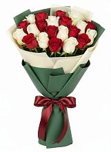 Букет Микс из красных и белых роз #REPLACE_PRED# Ставропольском