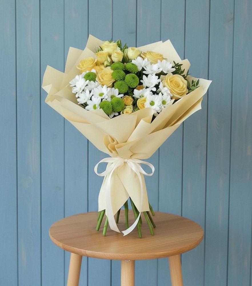 Букет цветов из: Хризантемы и Розы в Ставропольском