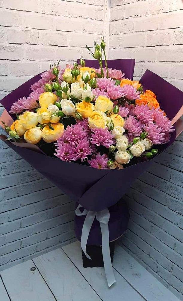 Букет цветов из: Хризантемы и Розы в Ставропольском