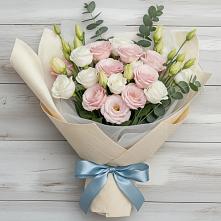 Букет цветов из:  Лизиантусы #REPLACE_PRED# Ставропольском