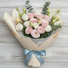 Букет цветов из:  Лизиантусы в Ставропольском