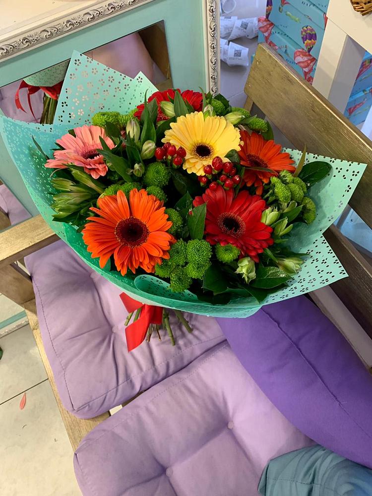 Букет цветов из: Герберы, Хризантемы и Альстромерии в Ставропольском