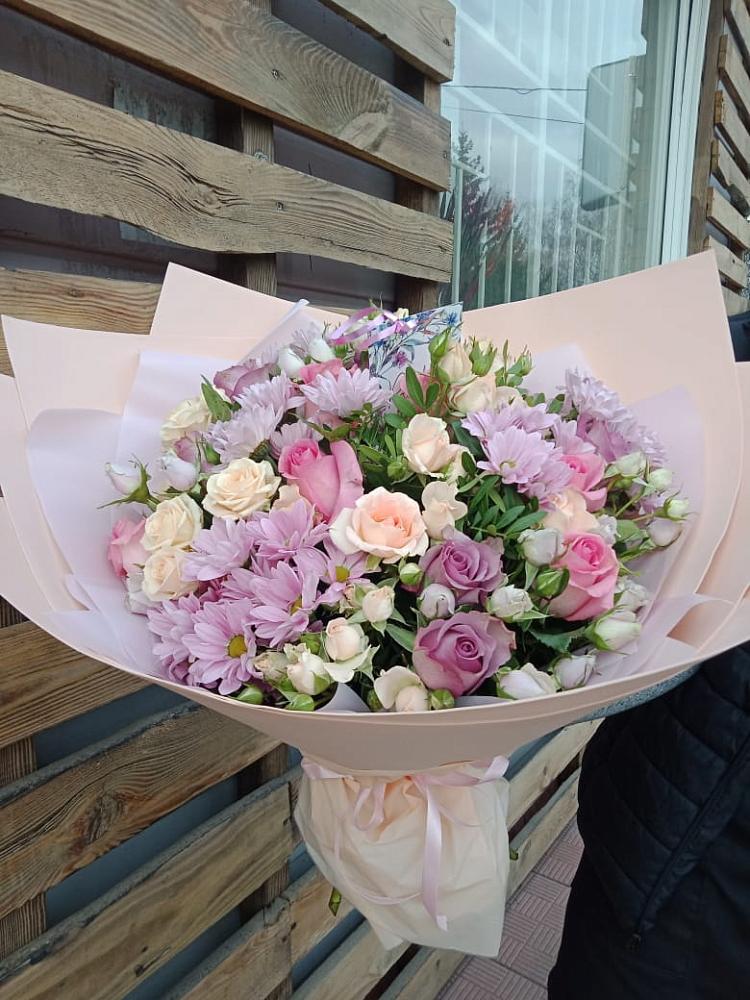 Букет цветов из: Розы и Хризантемы в Ставропольском