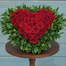 Цветочная композиция из Розы в виде сердца #REPLACE_PRED# Ставропольском