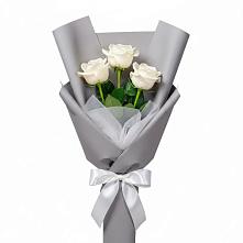 Букет 3 белые розы в Ставропольском