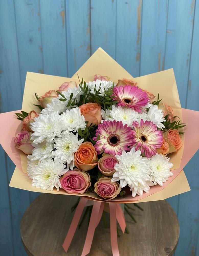 Букет цветов из: Розы, Герберы и Хризантемы в Ставропольском