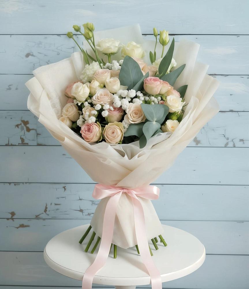 Букет цветов из: Розы и Лизиантусы в Ставропольском