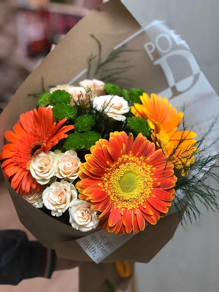 Букет цветов из: Герберы, Хризантемы и Розы в Ставропольском