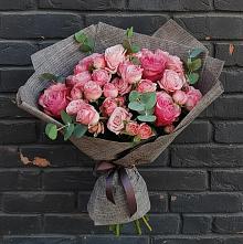 Букет цветов из:  Розы в Ставропольском